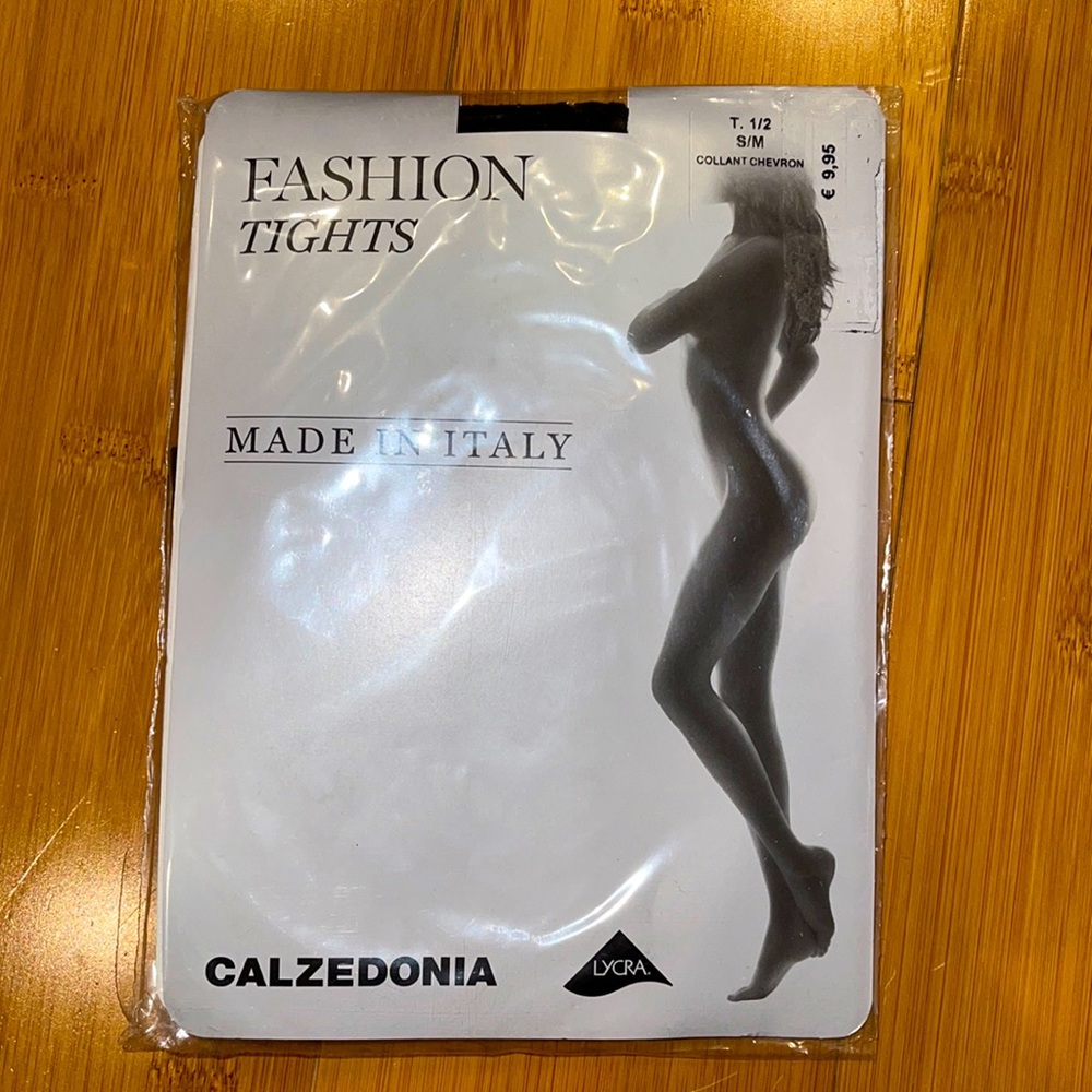 Calzedonia black chevron patterned tights, size 1/2 or XS/S